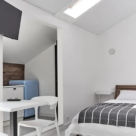 White Door Mansard Heart Of 2 *