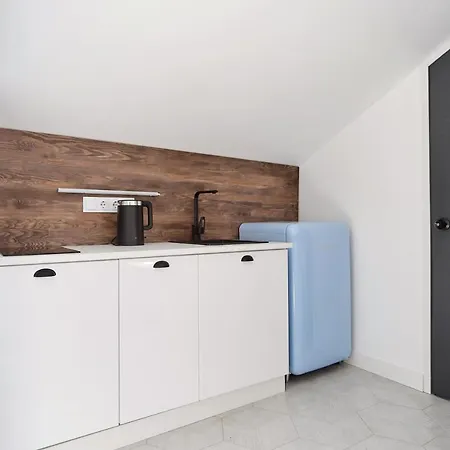 Lägenhet White Door Mansard Heart Of 2 *
